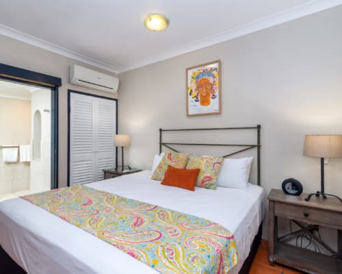 1-bedroom-villa-san-michele-port-douglas-accommodation(7)