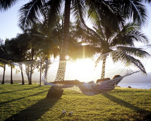 port-douglas-relaxing-by-the-beach-1